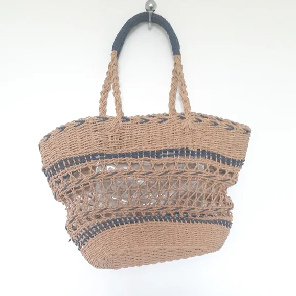 Zara Raffia Bag - Picture 2 of 3